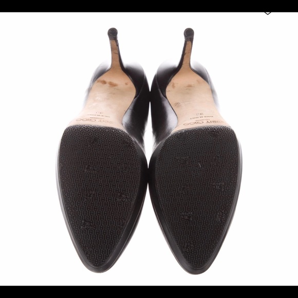 Jimmy Choo Round Toe Pump Heels - Picture 3 of 5